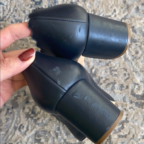 Chloe scalloped leather pumps -37 - Picture 3 of 10